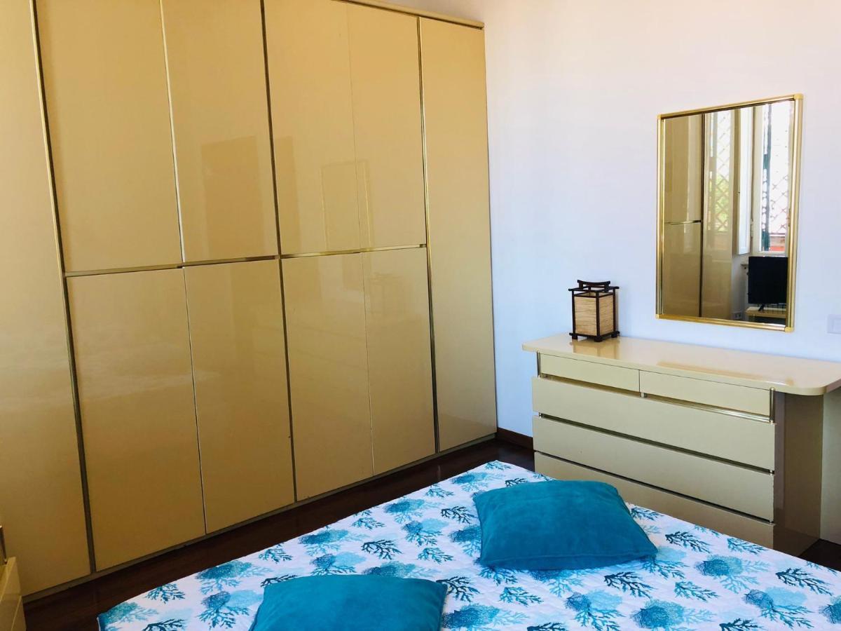 Penthouse Sea View Apartment Lido di Ostia Luaran gambar