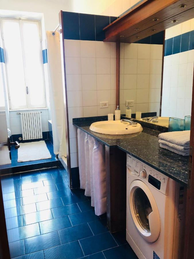 Penthouse Sea View Apartment Lido di Ostia Luaran gambar