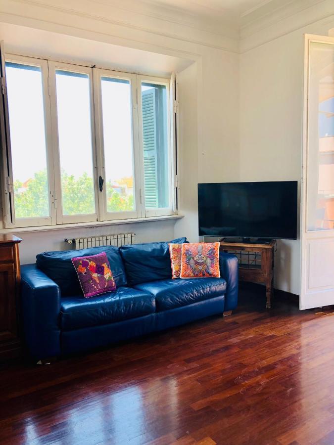 Penthouse Sea View Apartment Lido di Ostia Luaran gambar